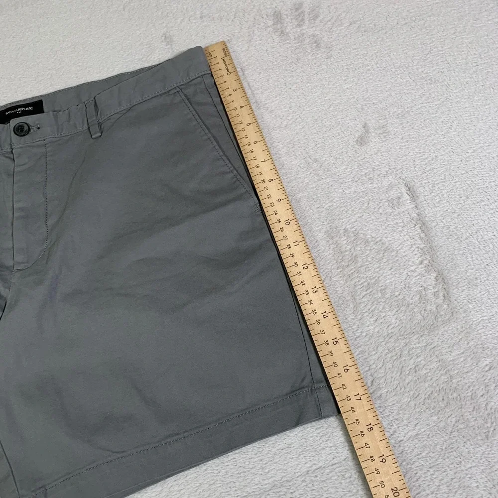 Banana Republic item brand